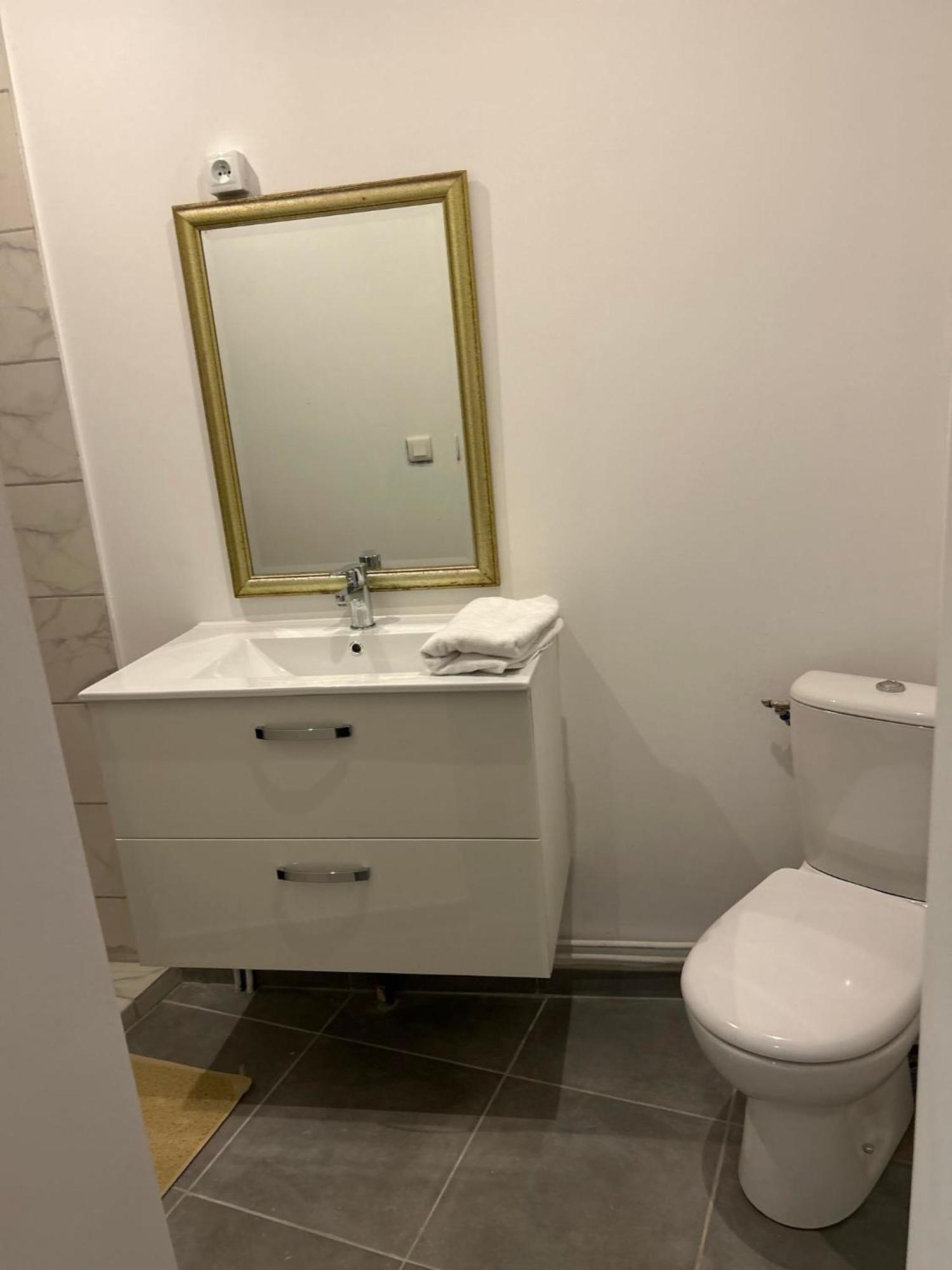 Top Appartement Centre Ville Valenciennes Eksteriør bilde